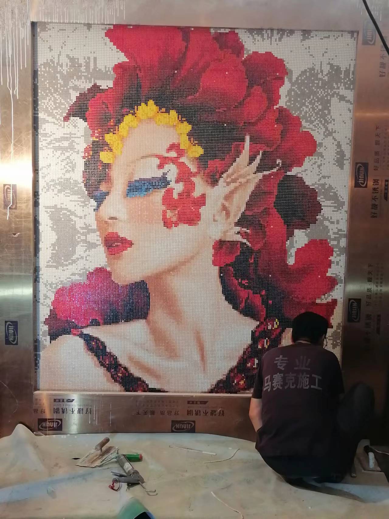 马赛克背景墙装饰施工